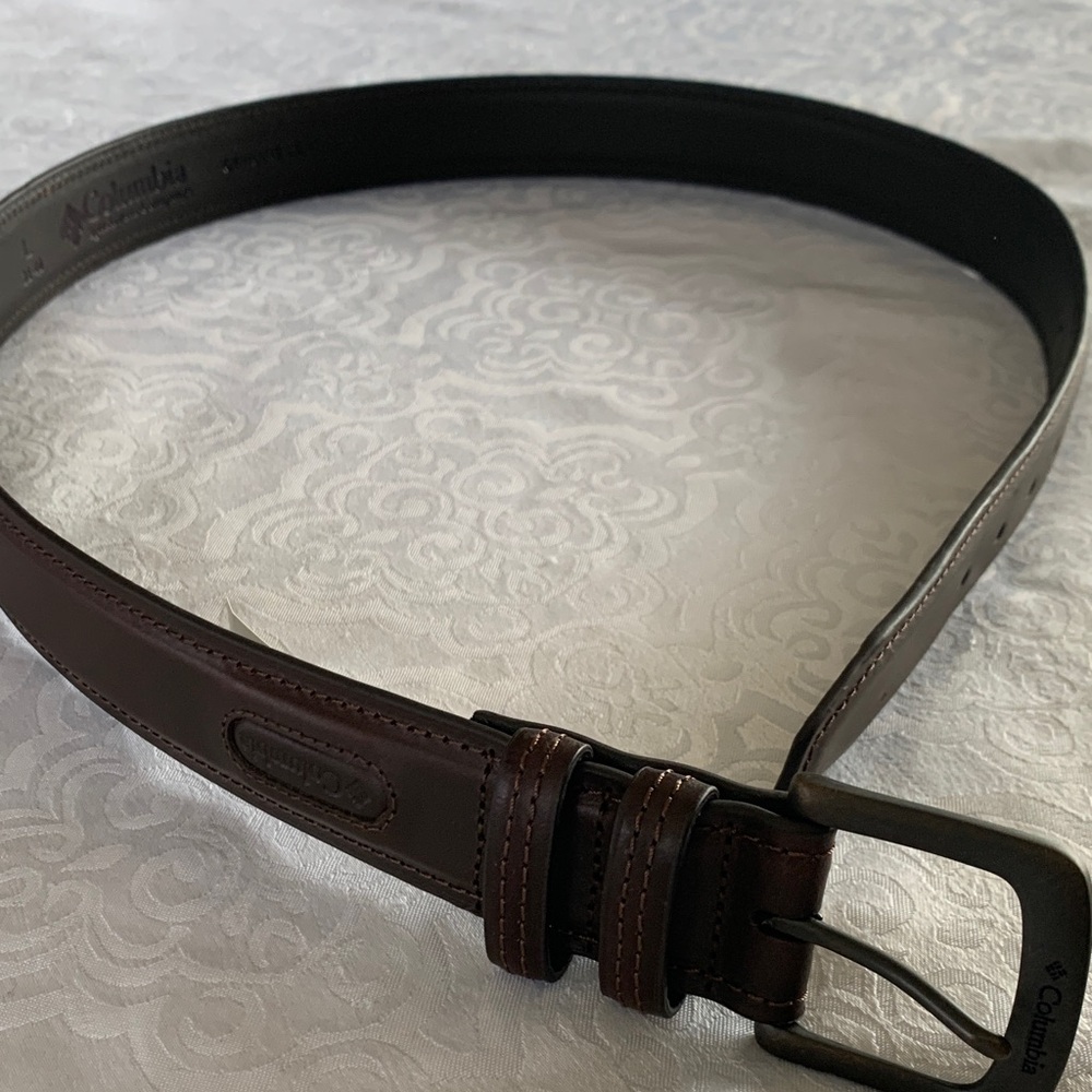 Columbia Men's Brown Leather Belt